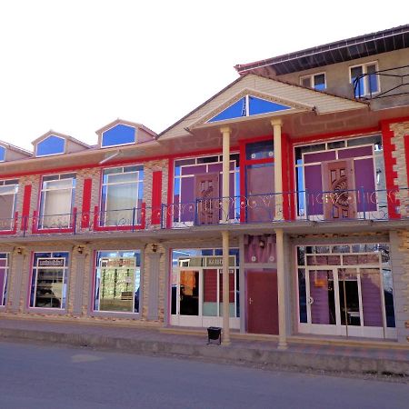 مبيت وإفطار Şǝki Tubram S Ailəvi Qonaq Evi المظهر الخارجي الصورة